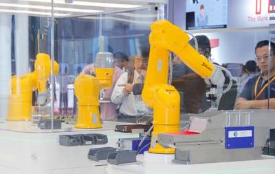 中美貿易戰陰影下的全球工業機器人市場: 困境與展望